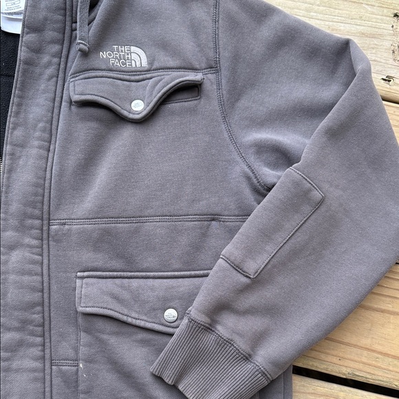 The North Face Men’s Large Gray Fleece Zip Up Buttons Hooded Jacket - Picture 5 of 8